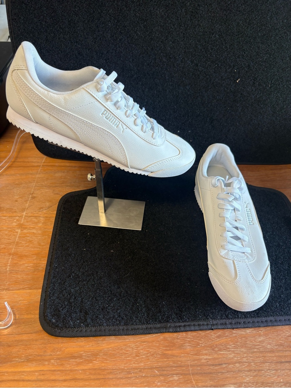🤍 Puma SoftFoam White Sneakers Women’s Size 9 NWOT